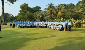 Foto bersama peserta Turnamen Golf IKA Teknik Unhas