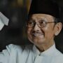 Prof.DR.BJ Habibie (sumber foto : https://alumni.itb.ac.id/bacharuddin-jusuf-habibie/)