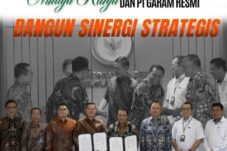 Penandatanganan Kerjasama antara PN Garam dan PT Nindya Karya